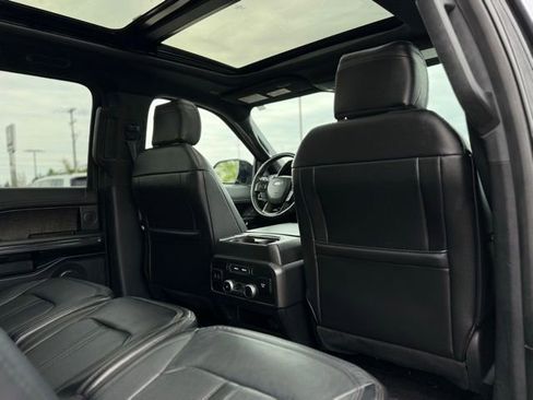 Used 2020 Ford Expedition Max Limited AWD/4WD image 22
