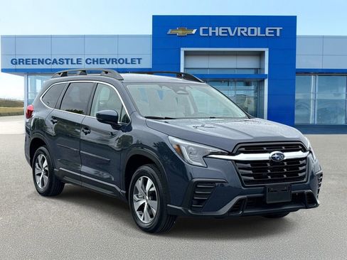 Used 2025 Subaru Ascent Premium AWD/4WD image 1