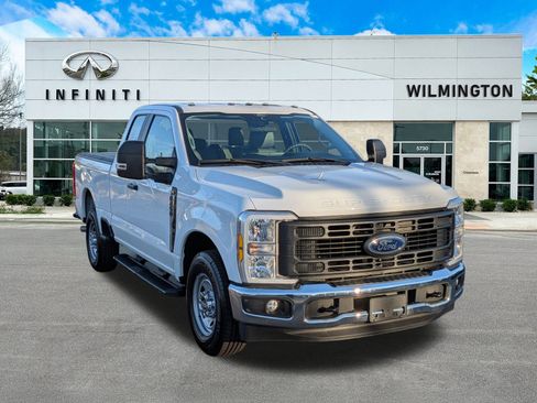 Used 2024 Ford F250 XL w/ XL Chrome Package image 1