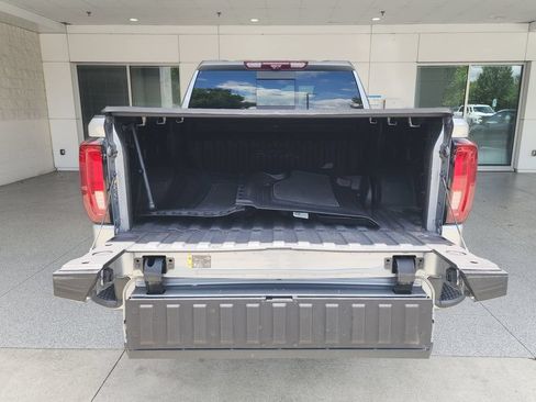 Certified 2023 GMC Sierra 1500 AT4 w/ AT4 Premium Package AWD/4WD image 26