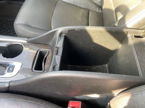 Used 2020 Chevrolet Malibu Premier image 12