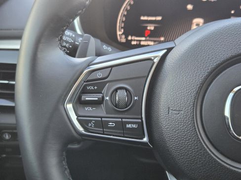 Certified 2026 Acura MDX w/ Technology Package FWD image 32