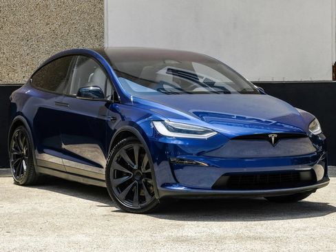 Used 2022 Tesla Model X Plaid AWD/4WD image 6