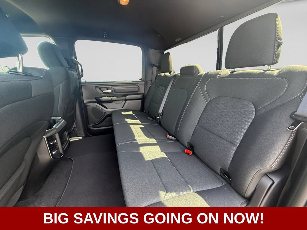 New 2026 RAM 1500 Express AWD/4WD image 34