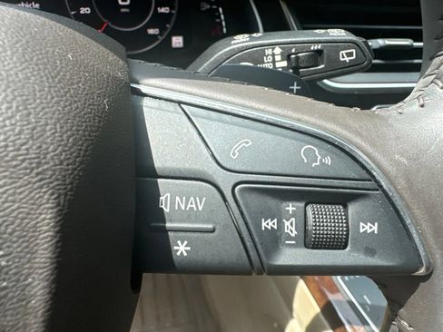 Used 2017 Audi Q7 3.0T Prestige AWD/4WD image 15