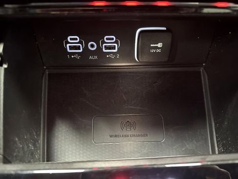 Used 2024 Jeep Grand Cherokee Altitude image 24