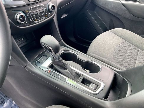 Used 2024 Chevrolet Equinox LT image 19