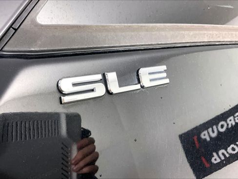 Used 2019 GMC Terrain SLE image 9