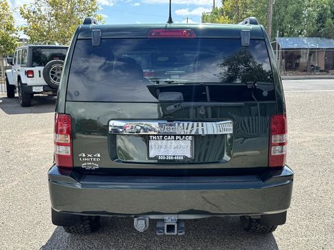 Used 2011 Jeep Liberty Limited w/ Tire & Wheel Group AWD/4WD image 6