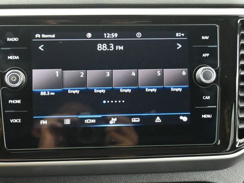 Used 2023 Volkswagen Atlas Cross Sport SEL R-Line AWD/4WD image 18