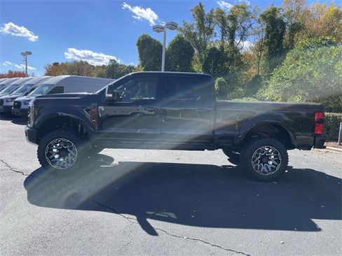 New 2025 Ford F250 Lariat w/ Lariat Ultimate Package image 35