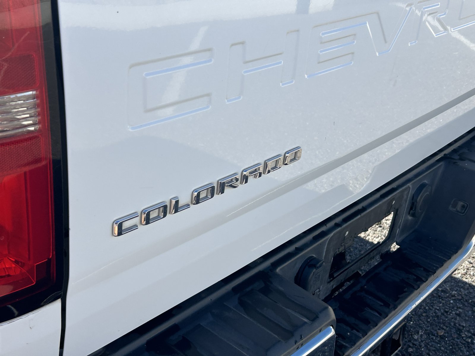 Used 2021 Chevrolet Colorado LT w/ Safety Package RWD image 10