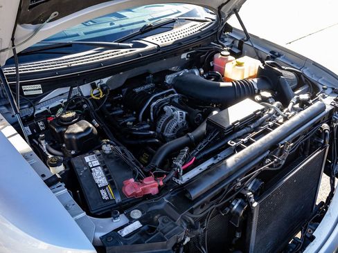 Used 2013 Ford F150 Raptor w/ Luxury Equipment Group image 40