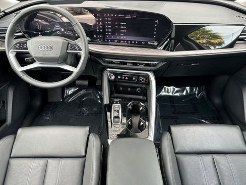 New 2025 Audi Q5 Premium Plus image 12