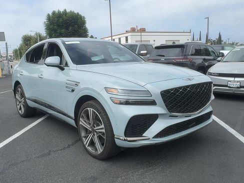 Used 2025 Genesis GV80 3.5T e-SC AWD/4WD image 8
