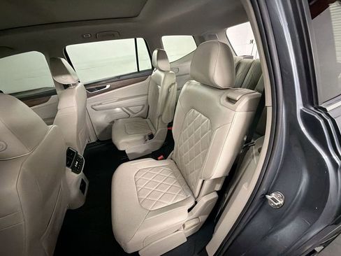 Used 2024 Volkswagen Atlas SEL Premium R-Line AWD/4WD image 26