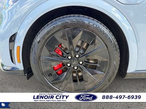 Used 2025 Ford Mustang Mach-E GT AWD/4WD image 9