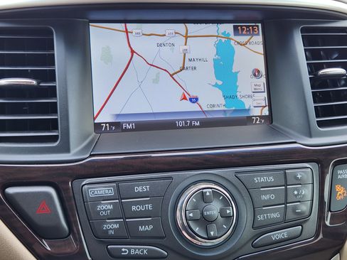 Used 2014 Nissan Pathfinder Platinum w/ Platinum Premium Package image 16