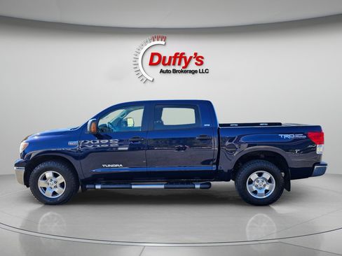 Used 2010 Toyota Tundra 4x4 CrewMax image 10