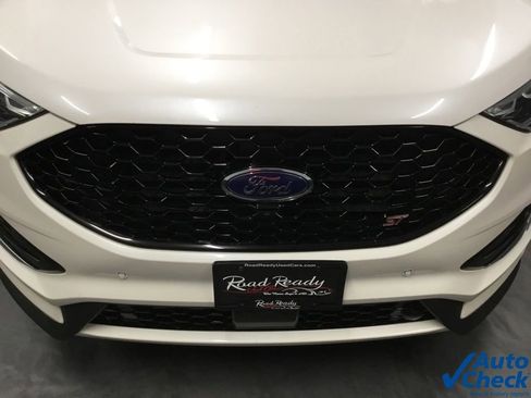 Used 2019 Ford Edge ST w/ Equipment Group 401A AWD/4WD image 20