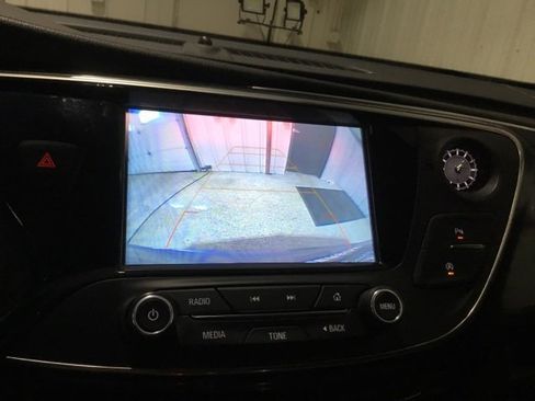 Used 2019 Buick Envision Essence image 33