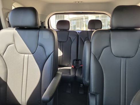 Certified 2023 Kia Sorento SX FWD image 34