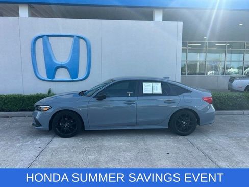 Used 2024 Honda Civic Sport image 5