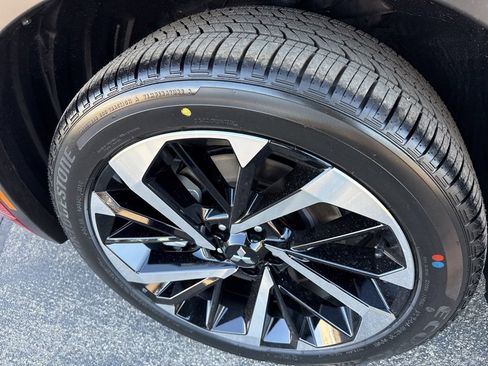 New 2025 Mitsubishi Outlander SEL image 10