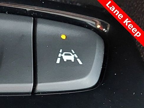 Used 2023 Chevrolet Bolt EUV LT w/ Convenience Package image 18