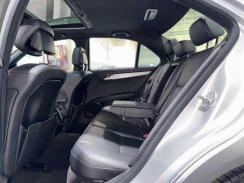Used 2013 Mercedes-Benz C 250 Sedan image 27