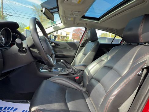 Used 2016 MAZDA MAZDA3 i Grand Touring FWD image 10