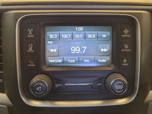 Used 2017 RAM 1500 Express image 25