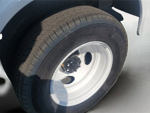 New 2026 Ford E-450 and Econoline 450 Super Duty w/ Power Equipment Group image 16