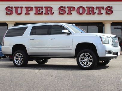 Used 2017 GMC Yukon XL Denali