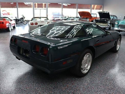 Used 1995 Chevrolet Corvette Coupe RWD image 4