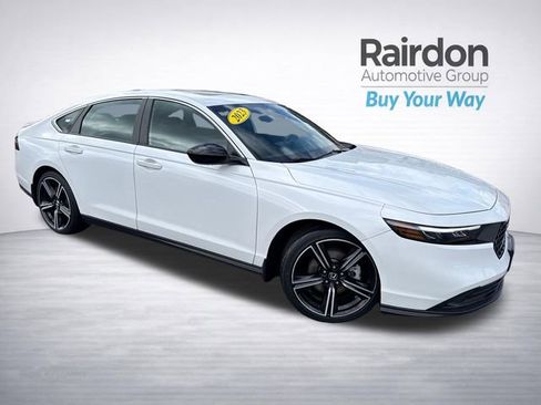 Used 2023 Honda Accord Sport image 1