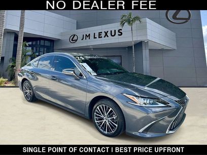 Certified 2025 Lexus ES 350 w/ Premium Package