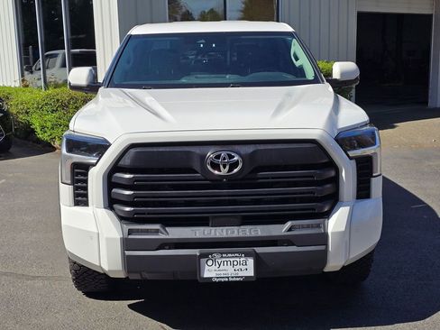 Used 2022 Toyota Tundra SR5 w/ Advanced Technology Package AWD/4WD image 2