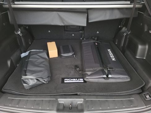 New 2026 Nissan Rogue Platinum AWD/4WD image 13