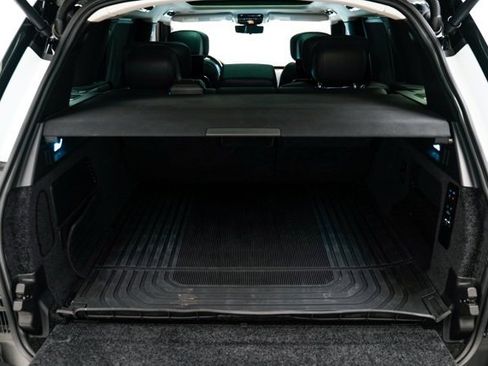 Used 2023 Land Rover Range Rover Autobiography image 26