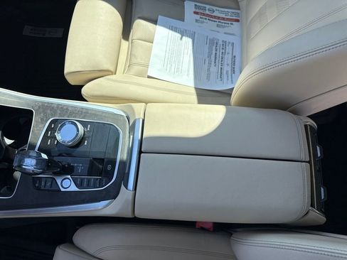 Used 2022 BMW X5 sDrive40i w/ Executive Package image 28