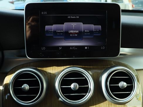 Used 2018 Mercedes-Benz GLC 300 w/ Premium Package image 47