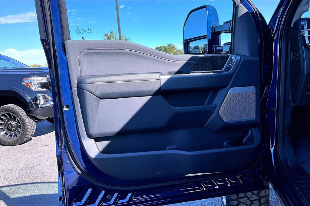 Used 2027 Ford F450 Lariat AWD/4WD image 22