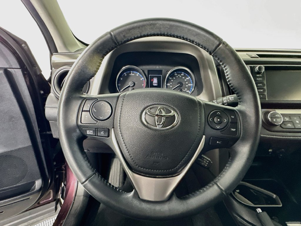 Used 2016 Toyota RAV4 Limited FWD image 18