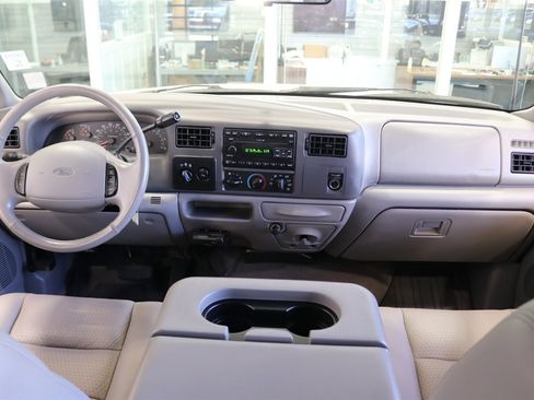Used 2001 Ford F350 Lariat image 21