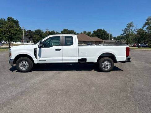 Used 2025 Ford F350 XL w/ XL Chrome Package RWD image 4