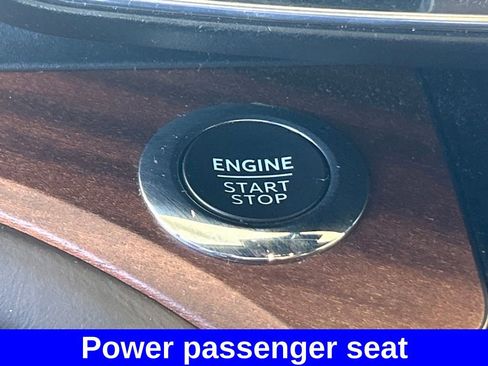 Used 2022 Ford Explorer King Ranch image 43