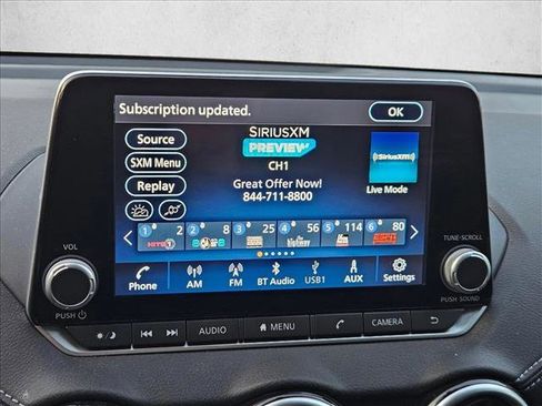 Used 2025 Nissan Sentra SV FWD image 9