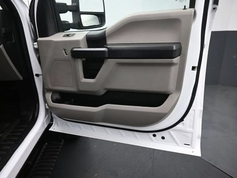 Used 2020 Ford F450 XL w/ Power Equipment Group RWD image 23