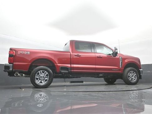 New 2026 Ford F250 Lariat w/ FX4 Off-Road Package image 36